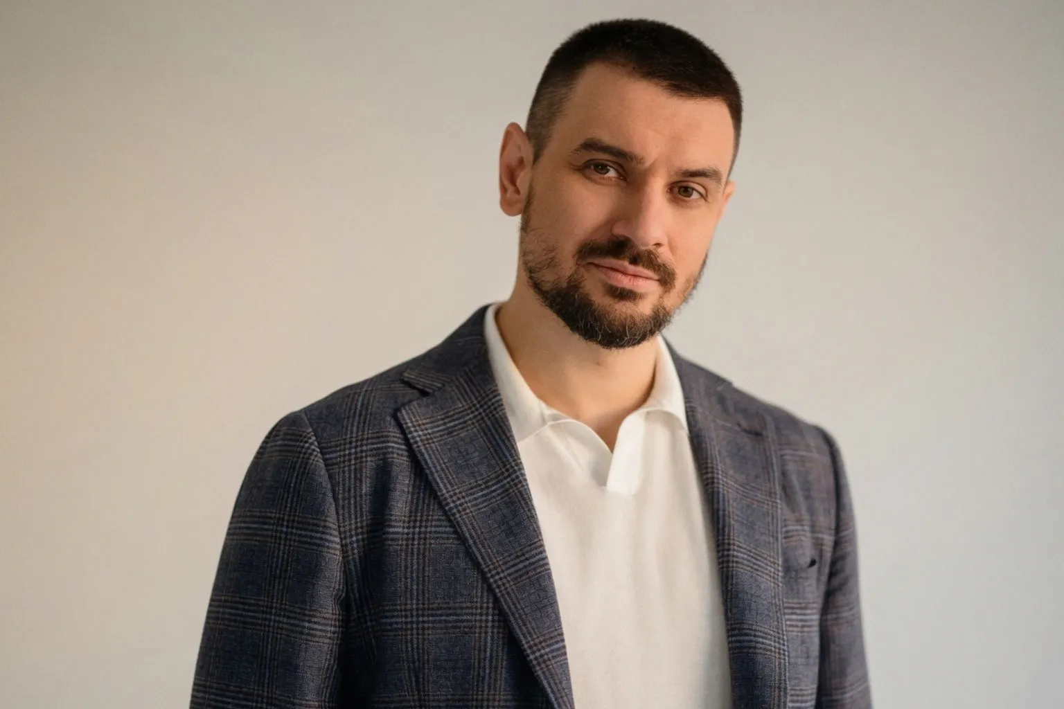 Стартап AVELIN AI привлек 3,7 млн долларов на развитие ИИ